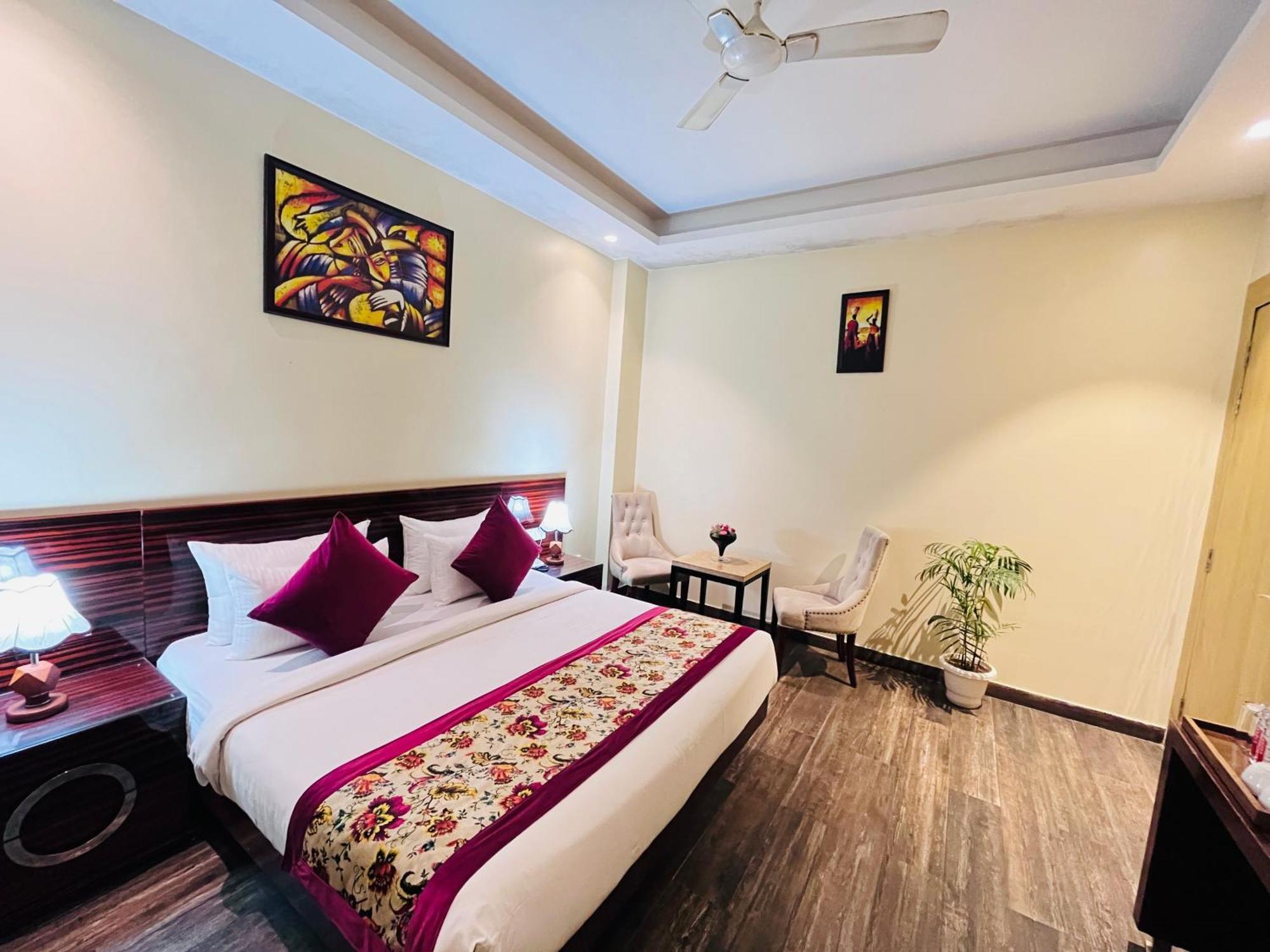 Hotel Banz Near Indira Gandhi Airport Delhi New Delhi Bagian luar foto