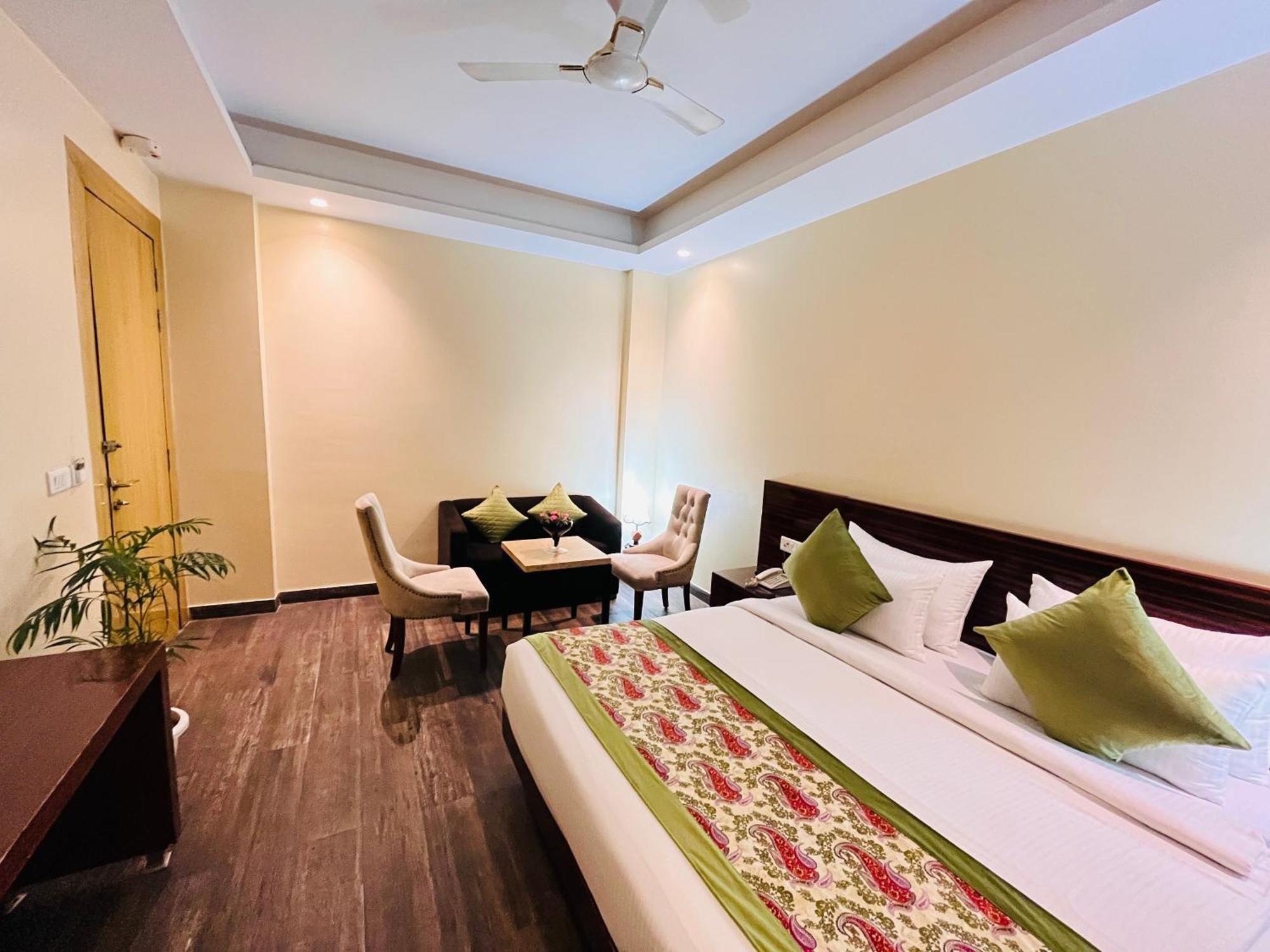 Hotel Banz Near Indira Gandhi Airport Delhi New Delhi Bagian luar foto